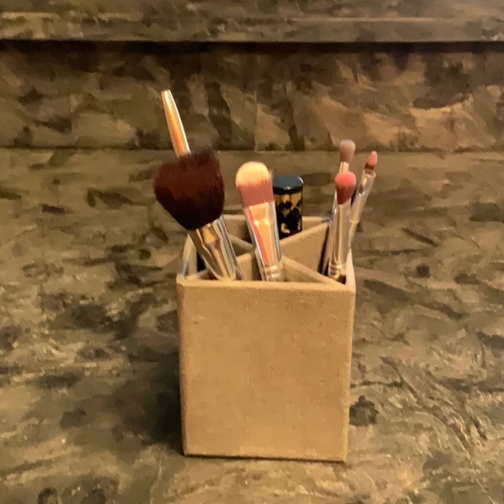 Makeup brush holder(3 items for $15)